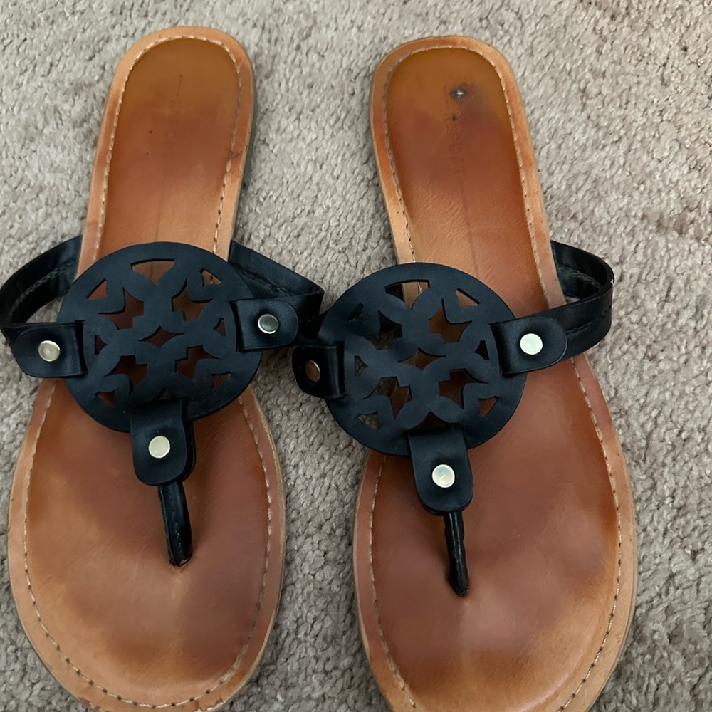 Report Black and Tan Women's Sandals